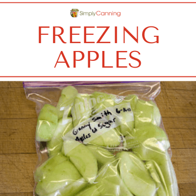A labeled freezer bag filled with peeled and sliced apples.