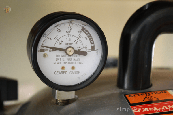 Closeup image of the All American dial that shows pressure in the canner.