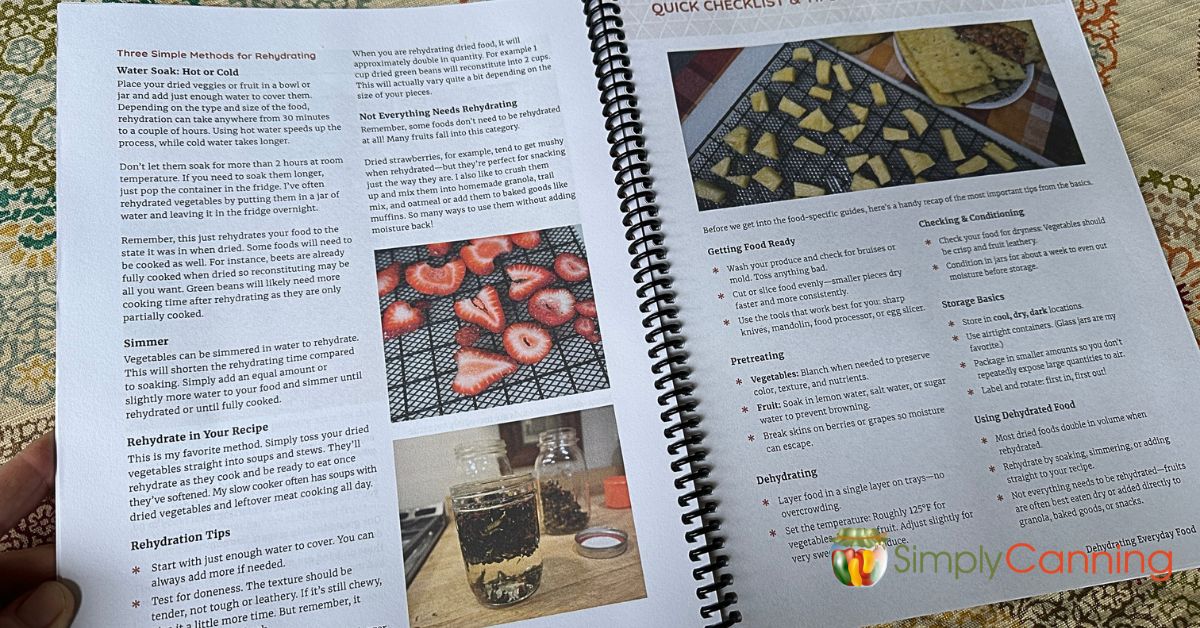 Dehydrating Everyday Foods guide interior pages with methods for rehydrating and a quick checklist.