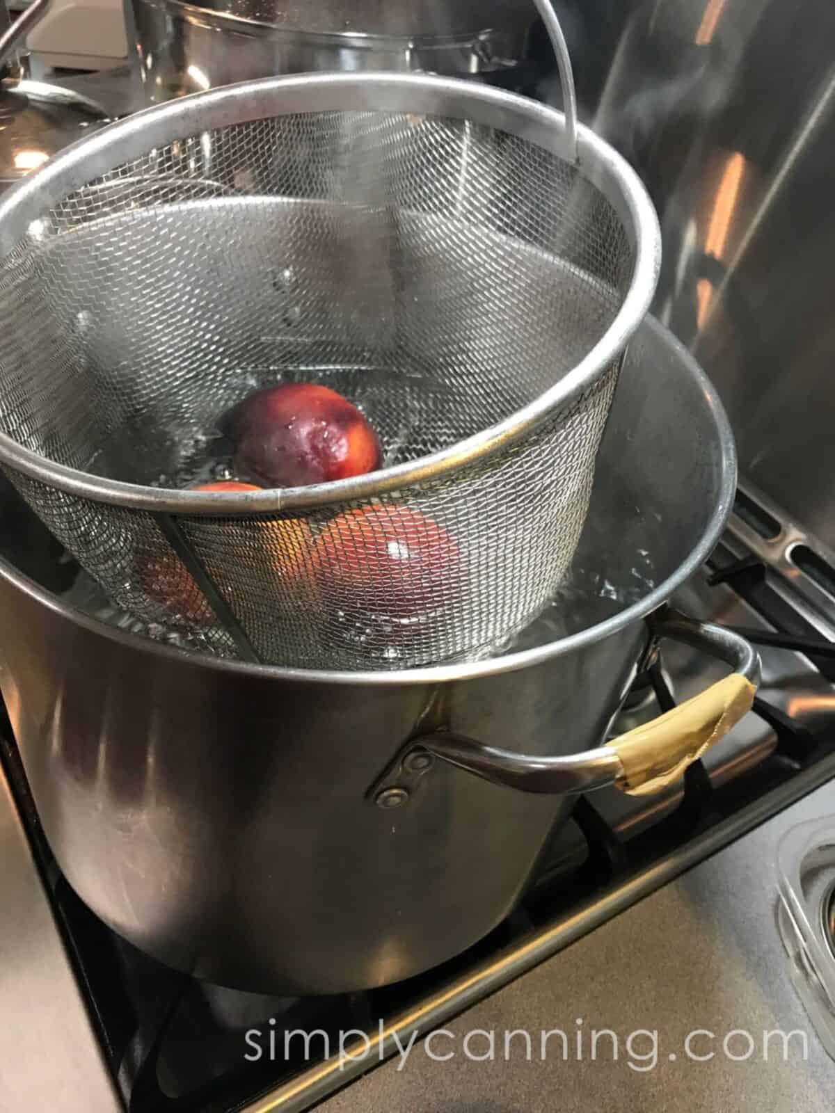 Canning Peaches How to can peaches in a water bath canner.