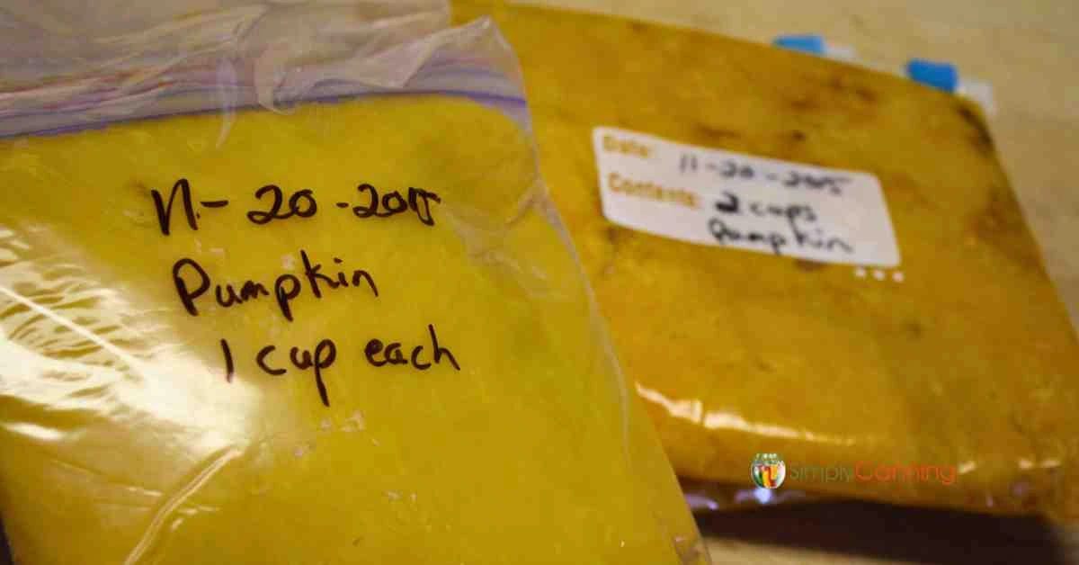A bag filled with one cup of pumpkin and labeled accordingly.