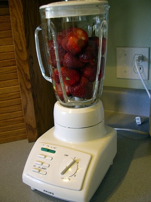 freezing strawberries-10