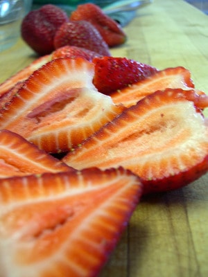 freezing strawberries-8